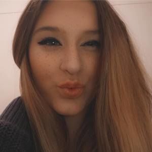 Meet your Posher, Sophia